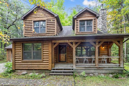 W2162 Otter Ponds Road, Menominee, WI, 54135 | Card Image