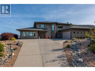 1749 Birkenhead Pl, House other with 4 bedrooms, 4 bathrooms and 2 parking in Kamloops BC | Image 2