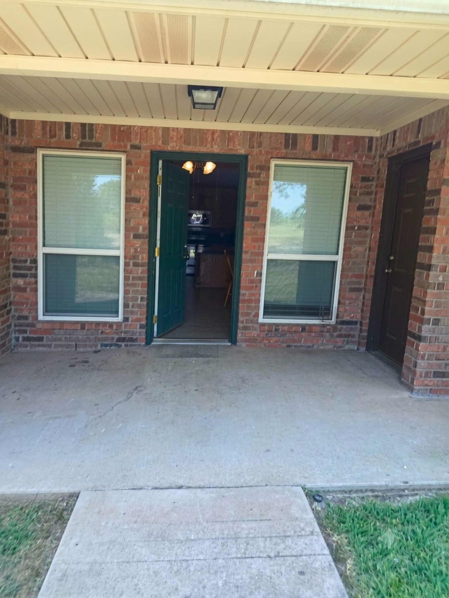 Residential Lease in Van 4