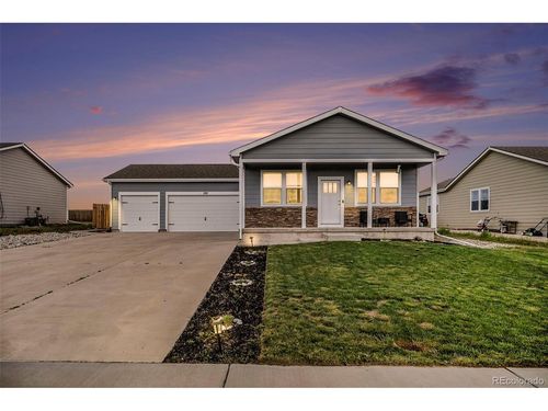 192 S 4th Ave, Deer Trail, CO, 80105-8142 | Card Image