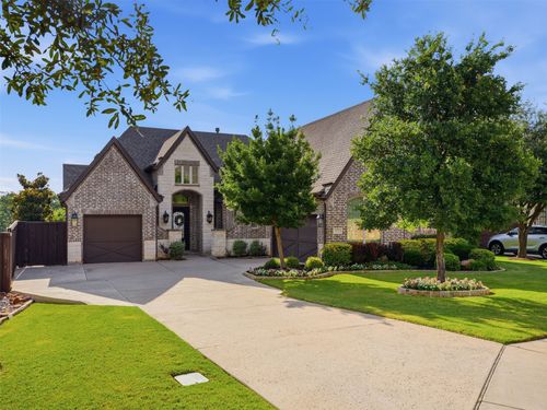 1221 Falcon Dr, Grapevine, TX, 76051-1117 | Card Image