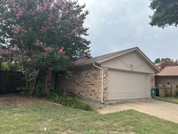 Knollridge Dr, Garland, TX 75043
