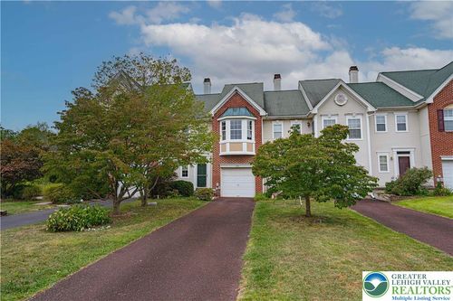 797 Martingale Rd, Schwenksville, PA, 19473-2812 | Card Image