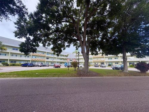 69-2459 Columbia Dr, CLEARWATER, FL, 33763-3429 | Card Image