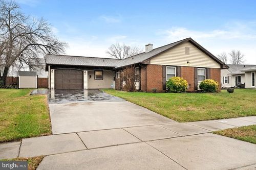 4 Mariner Ln, WILLINGBORO, NJ, 08046-2815 | Card Image