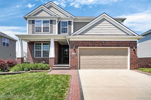 29949 Macintosh Ln, New Hudson, MI, 48165-8906 | Card Image