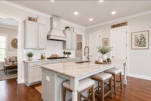 1870 Skyfall Cir Ne, Brookhaven, GA, 30319-3775 | Card Image