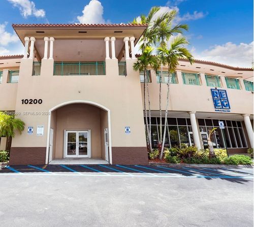 b205-10200 Nw 25th St, Doral, FL, 33172-5921 | Card Image