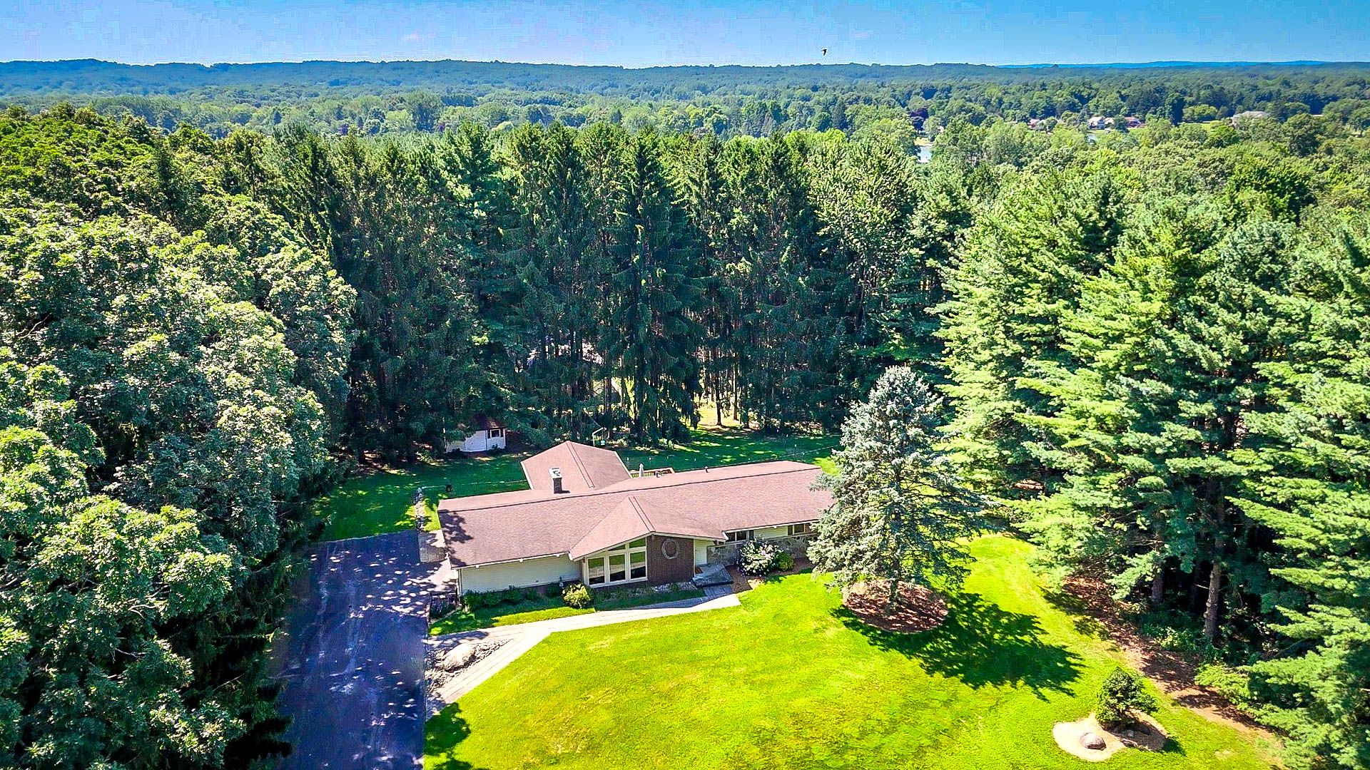 Pine Knob Rd, Clarkston, MI 48348