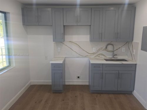 2-3300 Se 6th St, Pompano Beach, FL, 33062-6222 | Card Image