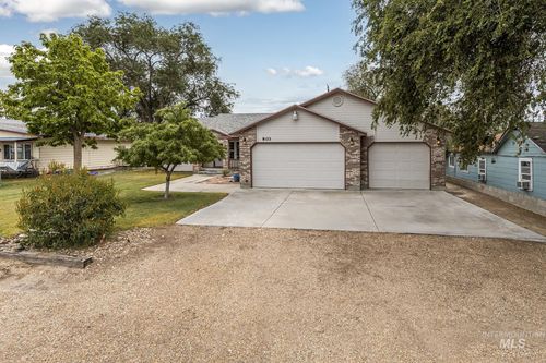 803 Ehrgood Ave, Nyssa, OR, 97913-3424 | Card Image