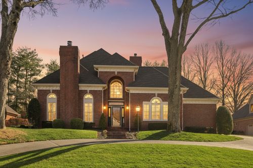 550 Midway Cir, Brentwood, TN, 37027-5179 | Card Image