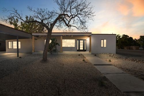 3209 Valley Haven Ct Nw, Albuquerque, NM, 87107-3053 | Card Image