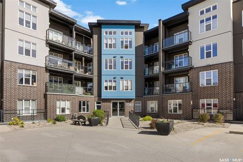 325-5303 Universal Cres, Regina, SK, S4W0L1 | Card Image