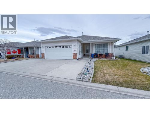 512 Red Wing Dr, Penticton, BC, V2A8N7 | Card Image