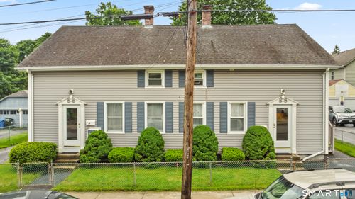 11-9-11 N A St, Taftville, CT, 06380-1401 | Card Image