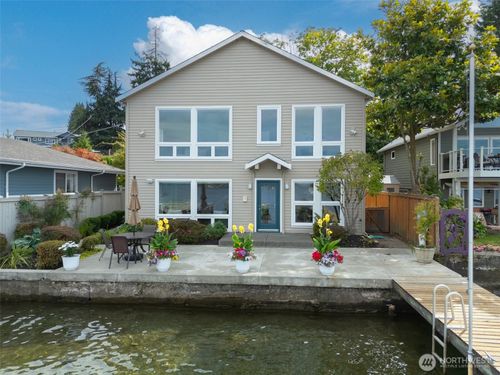 11204 Rainier Ave S, Seattle, WA, 98178-3330 | Card Image