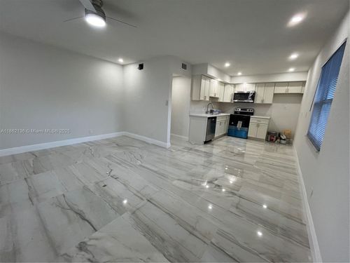 apt-1-8011 Nw 44th Ct, Coral Springs, FL, 33065-1986 | Card Image