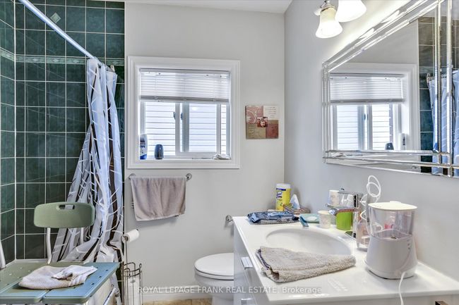 999 Baker St, House other with 5 bedrooms, 3 bathrooms and 2 parking in Peterborough ON | Image 17