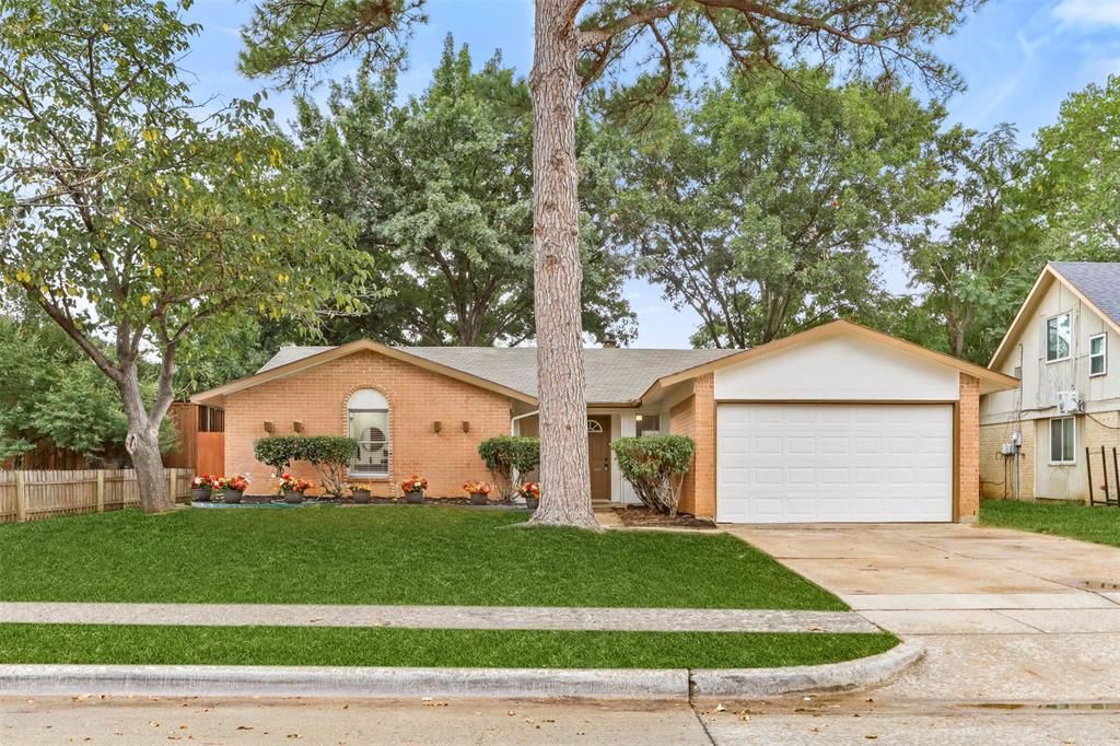Auburn Dr, Lewisville, TX 75067