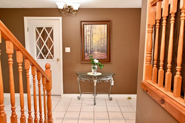 1932 Gore Line, House other with 4 bedrooms, 2 bathrooms and 4 parking in Westmeath ON | Image 5