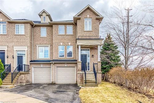 18-2280 Baronwood Dr, Oakville, ON, L6M5J8 | Card Image