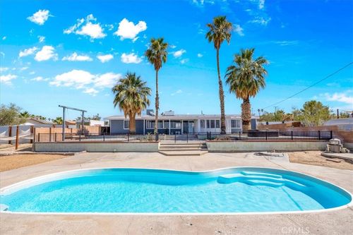 73028 Manana Dr, Twentynine Palms, CA, 92277 | Card Image