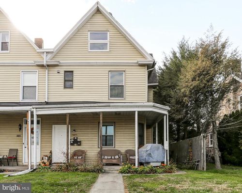 2nd-floor-front-114 N Front Street, WORMLEYSBURG, PA, 17043 | Card Image