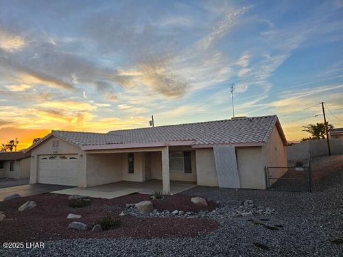 3221 Jamaica Blvd S, Lake Havasu City, AZ, 86406-6205 | Card Image