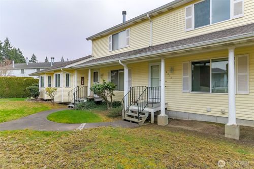 18c-32612 3rd Pl S, Federal Way, WA, 98003-5716 | Card Image