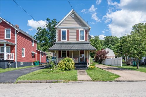 407 W 5th Ave, Derry, PA, 15627-1311 | Card Image