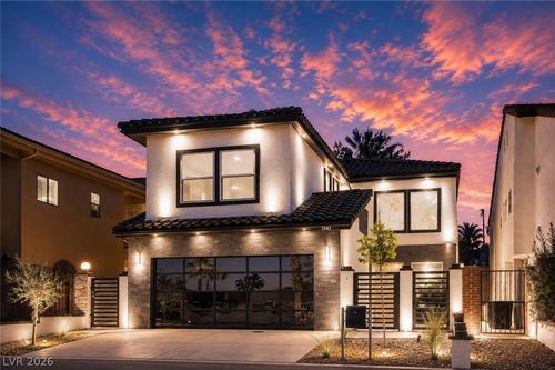 2861 Queens Courtyard Dr, Las Vegas, NV, 89109-1562 | Card Image