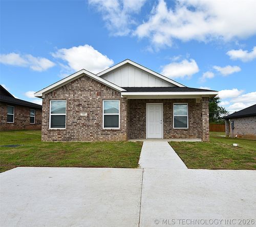 829 Elm St, Seminole, OK, 74868 | Card Image