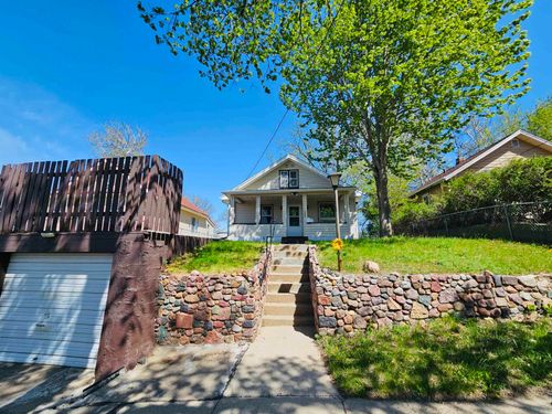 208 S Leonard St, Sioux City, IA, 51103-4718 | Card Image