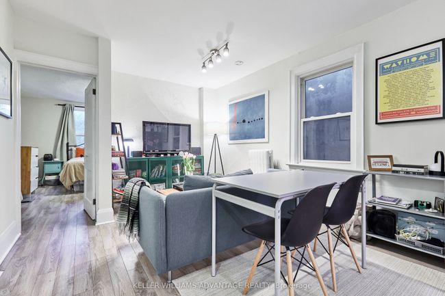 233 Kingston Rd, Home with 3 bedrooms, 3 bathrooms and 2 parking in Toronto ON | Image 17