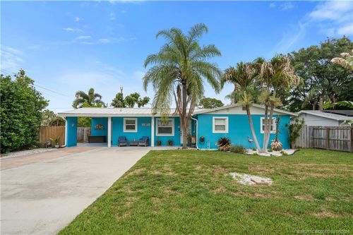 1001 Se 16th Ct, Stuart, FL, 34996-4048 | Card Image