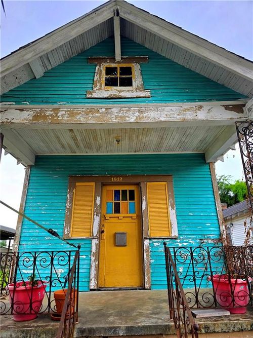 1812 Pauline St, New Orleans, LA, 70117-5918 | Card Image