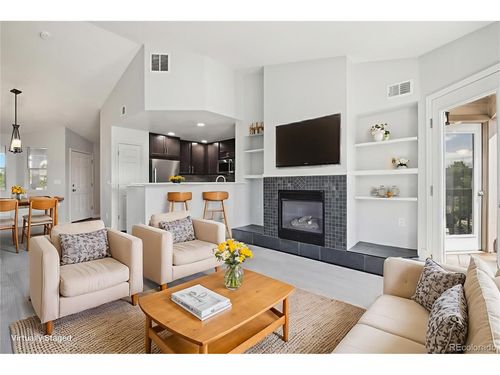 202-4286 S Eldridge St, Morrison, CO, 80465-1086 | Card Image