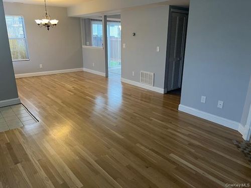 4321 Whispering Hls, Chester, NY, 10918-1577 | Card Image