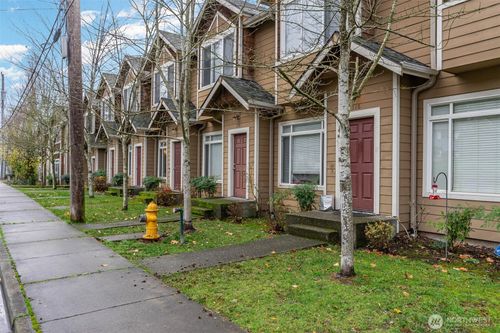 b114-13005 64th Ave S, Seattle, WA, 98178-4630 | Card Image