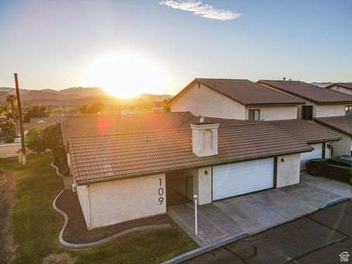 unit-109-10 Valley View Dr, St George, UT, 84770-5104 | Card Image