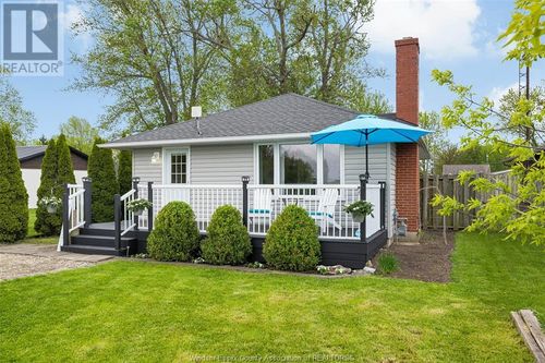 2414 Fox Run Rd, Wheatley, ON, N0P2P0 | Card Image