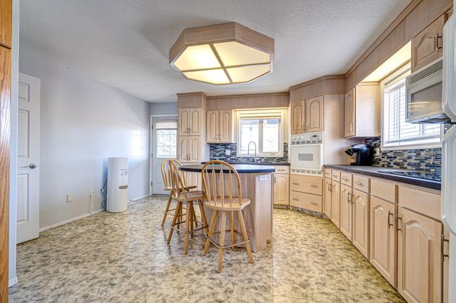 4845 50 Ave, House other with 3 bedrooms, 2 bathrooms and 6 parking in Kitscoty AB | Image 7