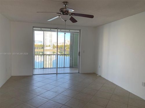 c609-2999 Point East Dr, Aventura, FL, 33160-2697 | Card Image