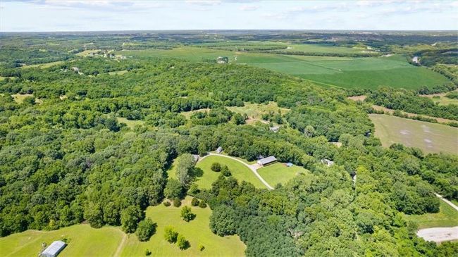 Drone / aerial view with a wooded view | Image 38