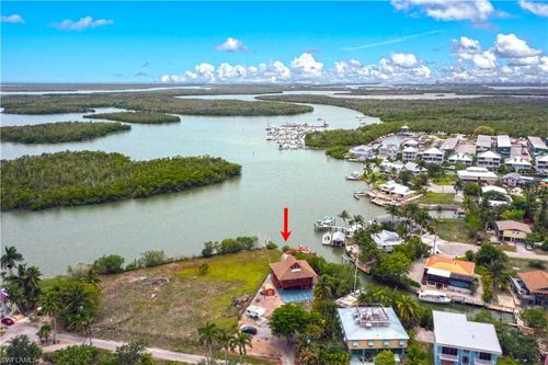 727 Palm Point Dr, GOODLAND, FL, 34140 | Card Image