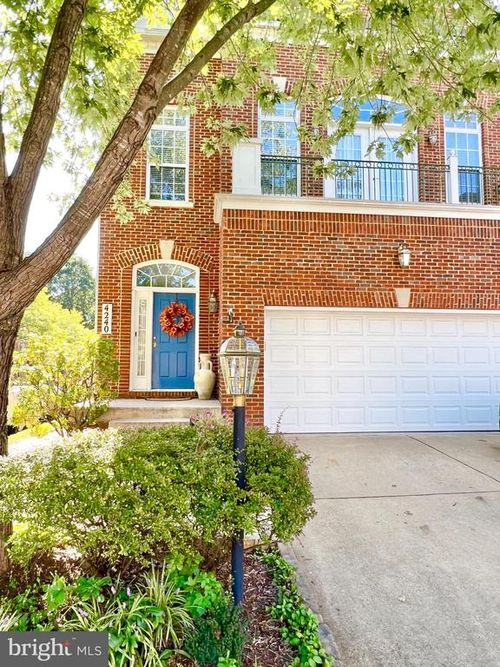 4240 Sonia Ct, Alexandria, VA, 22309-2346 | Card Image