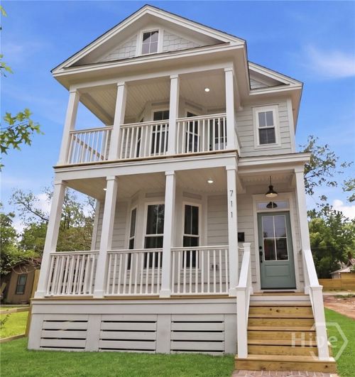 711 E 36th St, Savannah, GA, 31401-8629 | Card Image