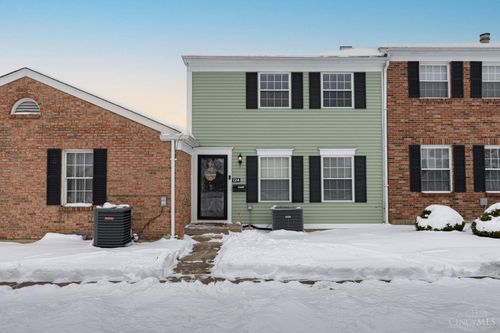 124 Chapel Hill Dr, Fairfield, OH, 45014-5287 | Card Image