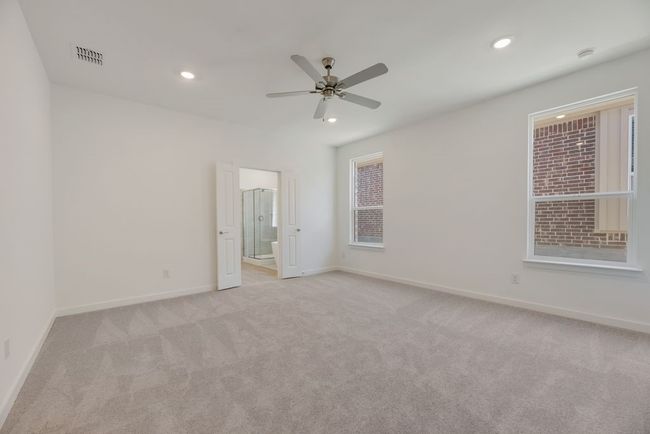 Spare room with light carpet, ceiling fan, recessed lighting, and a smoke detector | Image 19